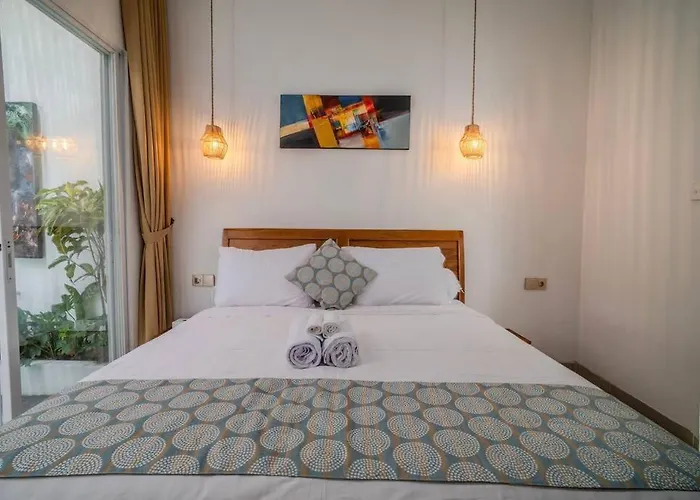 Baron Brand New 2-br In Kerobokan, Bali Villa