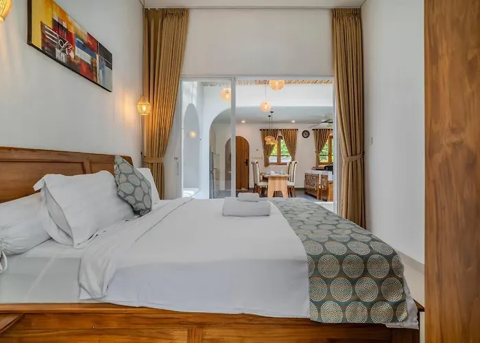 Villa Baron Brand New 2-br In Kerobokan, Bali *