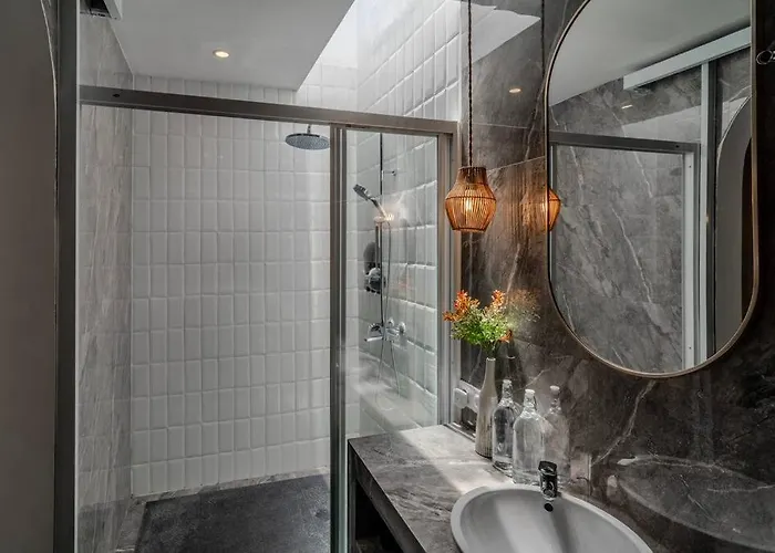Villa Baron Brand New 2-br In Kerobokan, Bali *